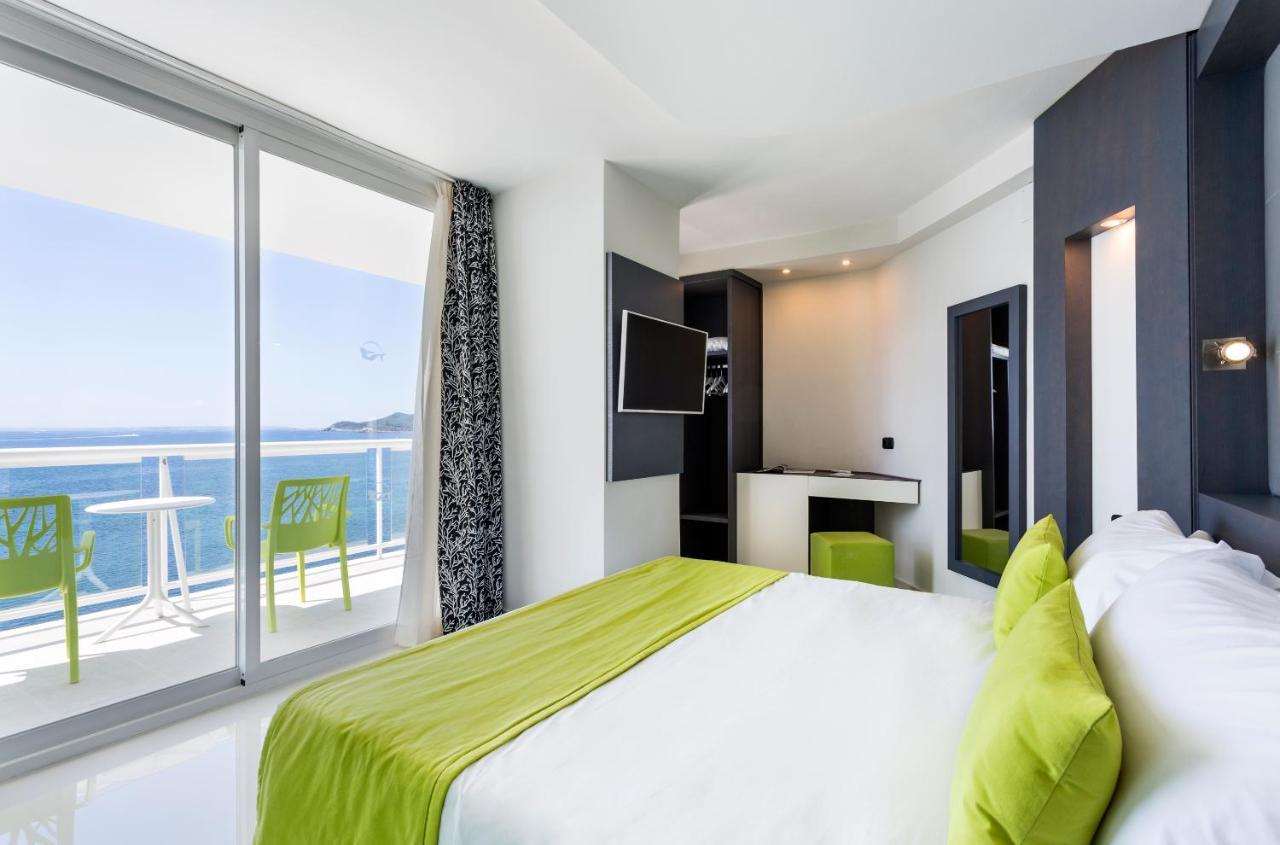 The Ibiza Twiins - 4* Sup Otel Playa d'en Bossa Dış mekan fotoğraf