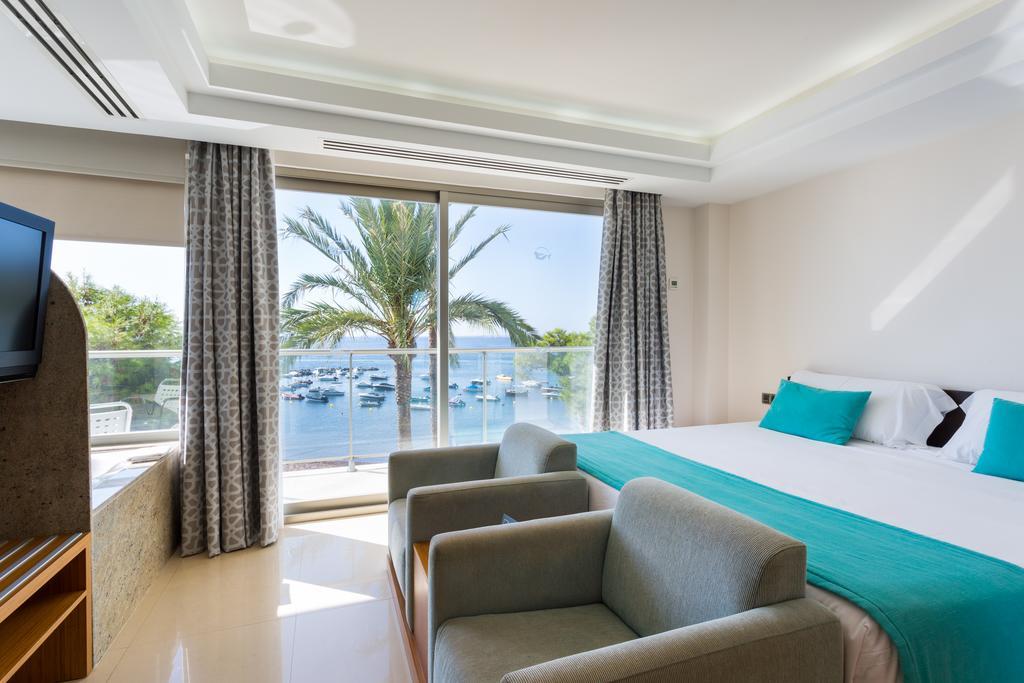 The Ibiza Twiins - 4* Sup Otel Playa d'en Bossa Dış mekan fotoğraf
