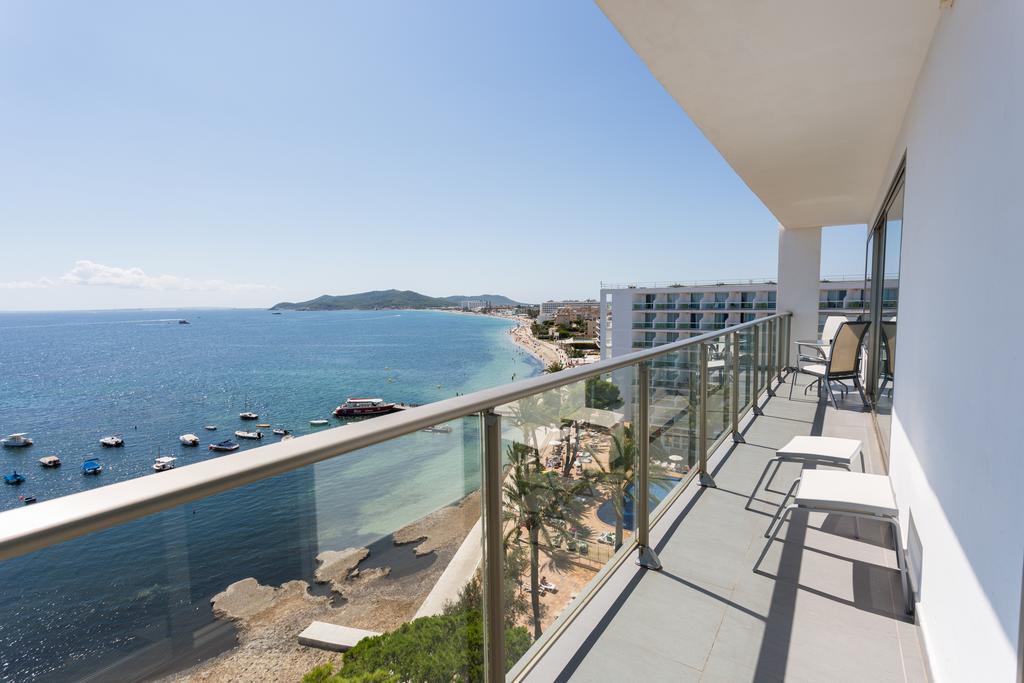 The Ibiza Twiins - 4* Sup Otel Playa d'en Bossa Dış mekan fotoğraf